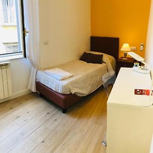 Agora Singola Con Bagno Privato Adiacente